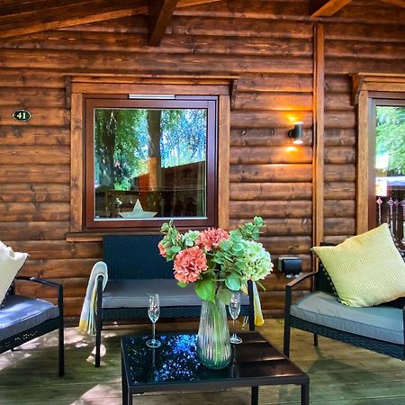 Leafy Hollow Lodge Louth  Exterior foto